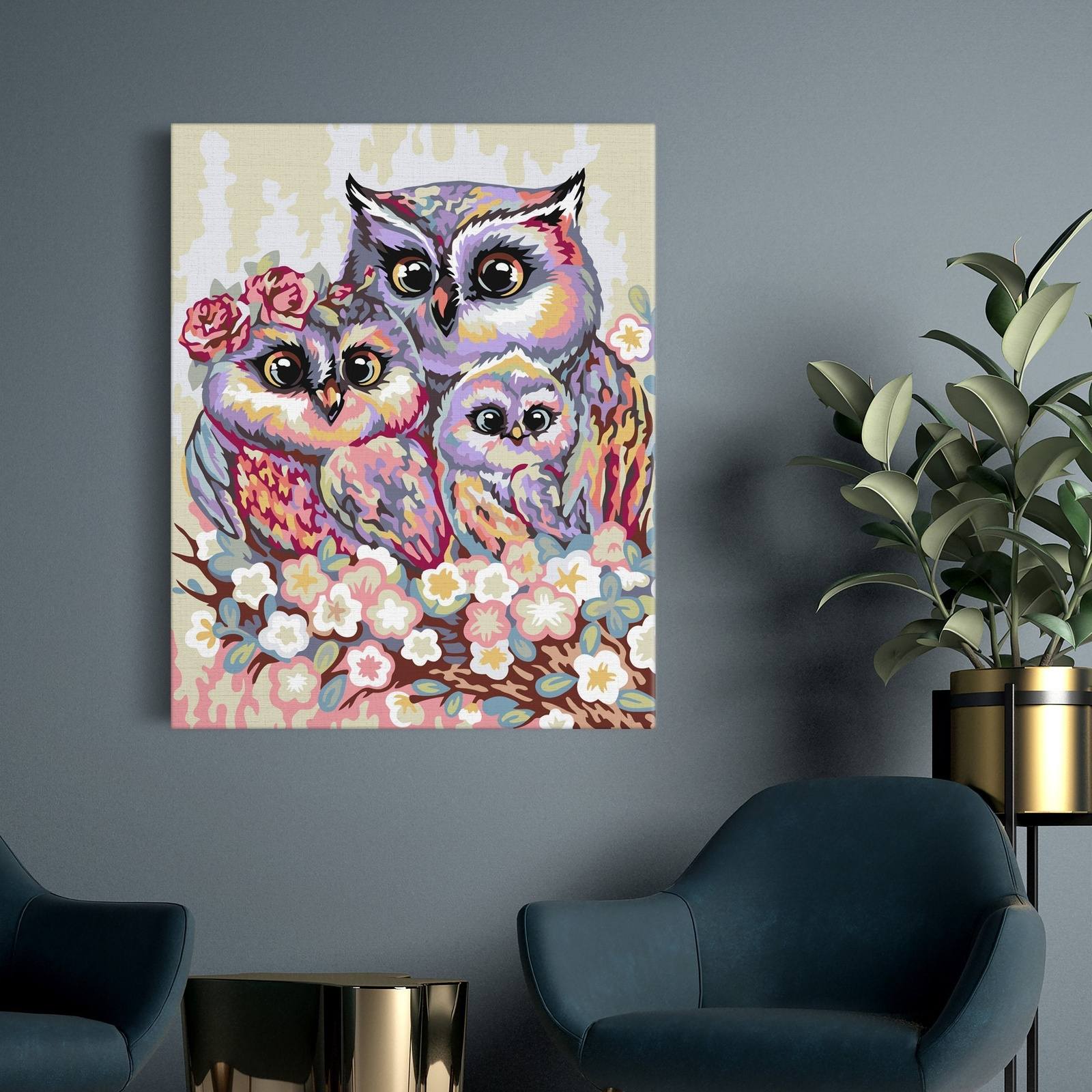 Owl Family (Ch0690)